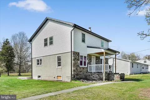 2540 Trumbauersville Rd, Quakertown, PA 18951