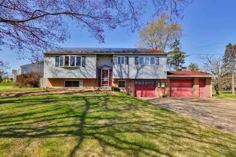 212 Lea Ln, Warminster, PA 18974