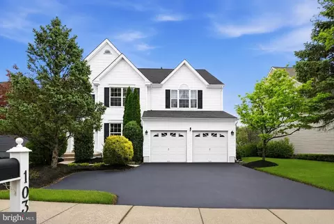 103 Hidden Ct, New Hope, PA 18938