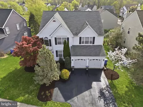 103 Hidden Ct, New Hope, PA 18938