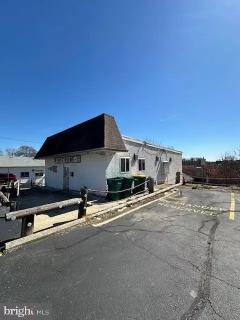 4269 Linden Ave, Feasterville Trevose, PA 19053