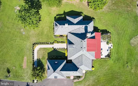 354 Cafferty Rd, Pipersville, PA 18947