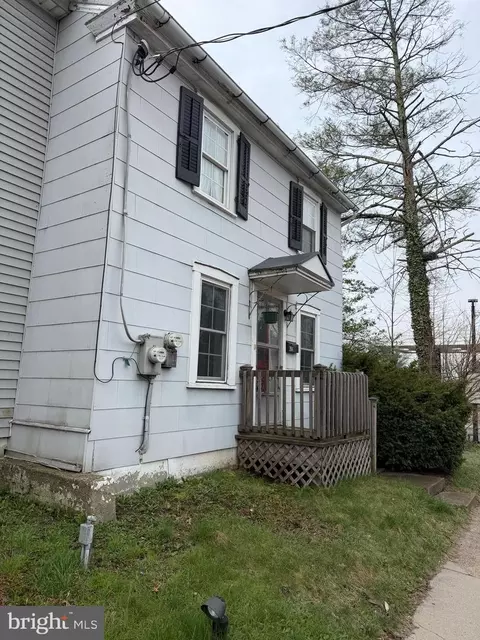 284 W State St, Doylestown, PA 18901