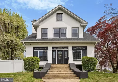 917 Bellevue Ave, Penndel, PA 19047