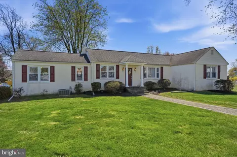 1615 Pleasant Dr, Feasterville Trevose, PA 19053