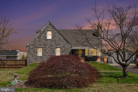 2349 Galloway Rd, Bensalem, PA 19020