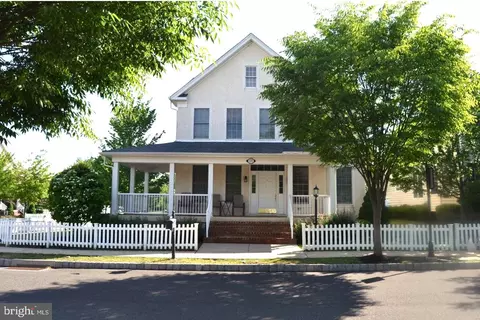 410 Dornishwood Pl, Chalfont, PA 18914