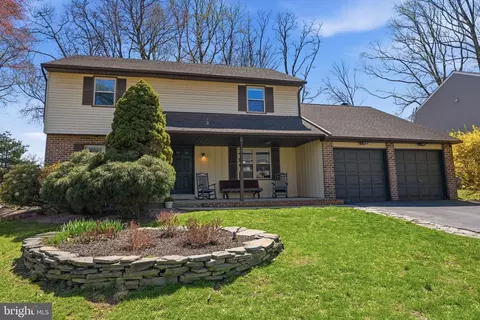 739 Bridgeview Rd, Feasterville Trevose, PA 19053