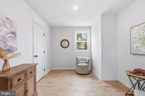 Entry Way - 369 Deb Ln, Warminster, PA 18974 photo 5 of 10