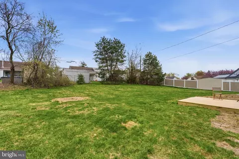 Exterior - 369 Deb Ln, Warminster, PA 18974 photo 7 of 7