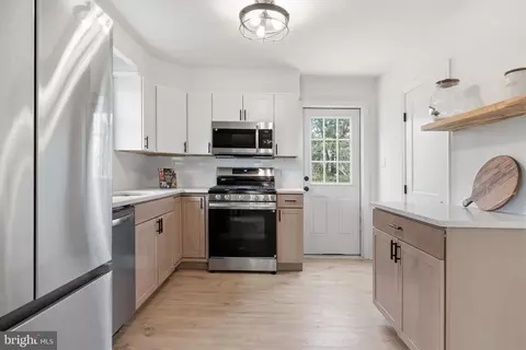 Other - 369 Deb Ln, Warminster, PA 18974 photo 5 of 12