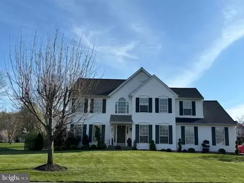 209 Hyacinth Dr N #N, Yardley, PA 19067