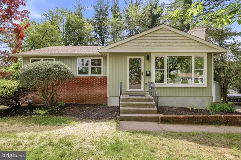 612 S Chubb Dr, Doylestown, PA 18901