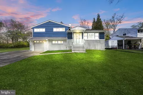 28 Green Ridge Rd, Yardley, PA 19067