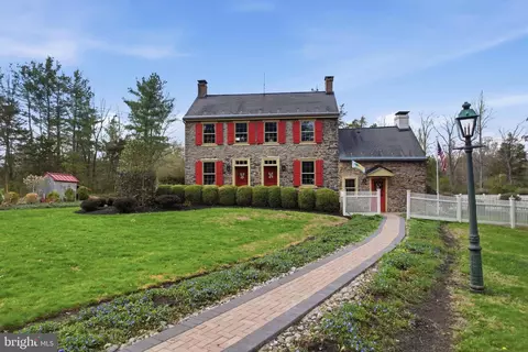 127 Marienstein Rd, Upper Black Eddy, PA 18972