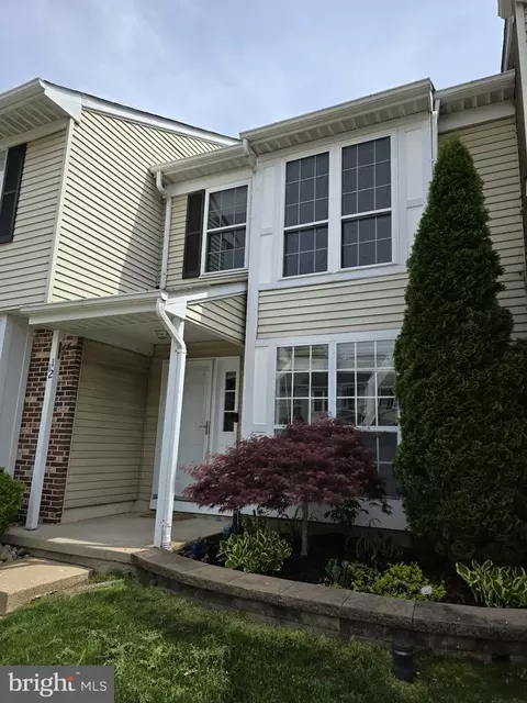 112 Fair Oaks Ct, Newtown, PA 18940