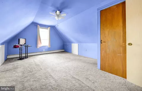 Bedroom - 2194 Harmony Ln, Jamison, PA 18929 photo 4 of 7