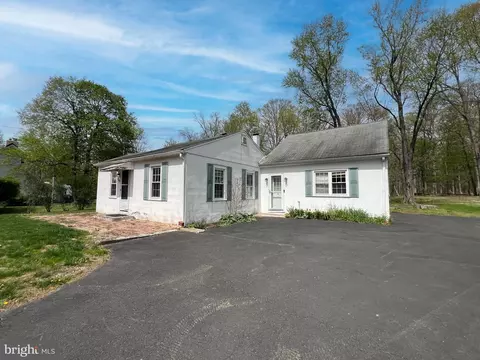 1545 Almshouse Rd, Jamison, PA 18929