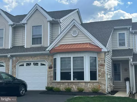76 Grandview Dr, Ivyland, PA 18974