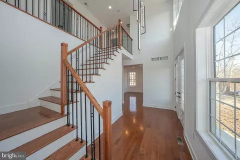 2627 County Line Rd, Chalfont, PA 18914