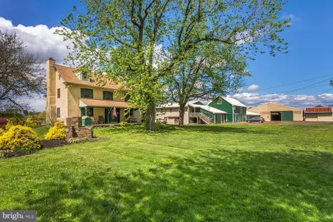 1904 Broad St, Perkasie, PA 18944