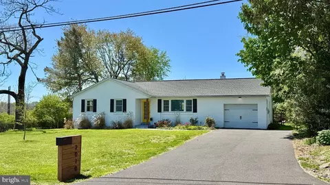 2010 Scheetzs Church Rd, Quakertown, PA 18951