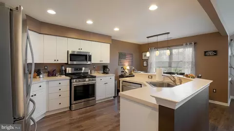 Kitchen - 202 Willowoak Ct, Warwick, PA 18974 photo 1 of 4