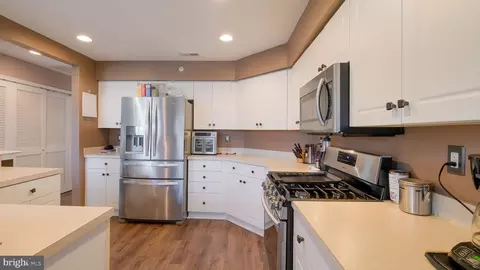 Kitchen - 202 Willowoak Ct, Warwick, PA 18974 photo 3 of 4