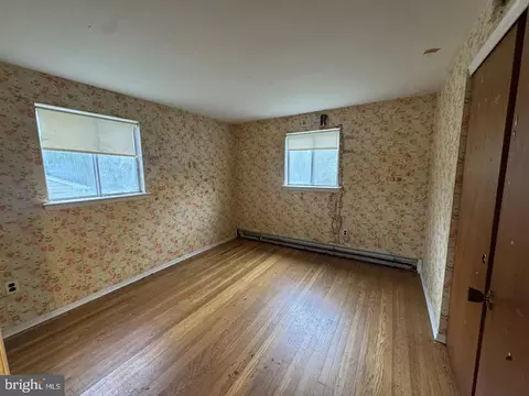 Bedroom - 262 Centennial Rd, Warminster, PA 18974 photo 2 of 4