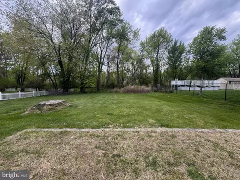 Exterior - 262 Centennial Rd, Warminster, PA 18974 photo 2 of 2
