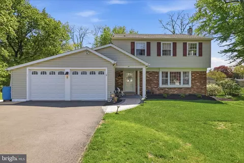 59 Charlotte Dr, Churchville, PA 18966