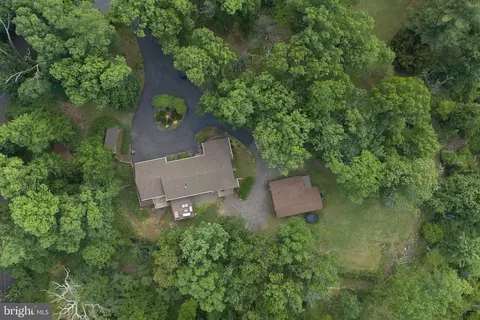 6683 Chapel Rd, New Hope, PA 18938