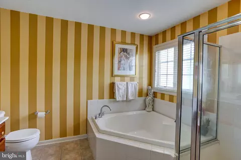 Bath - 13 Doyle St, Doylestown, PA 18901 photo 1 of 6