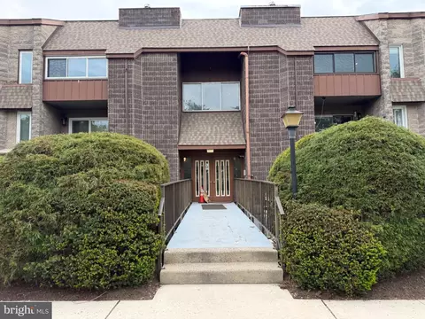 111 Leedom Way, Newtown, PA 18940