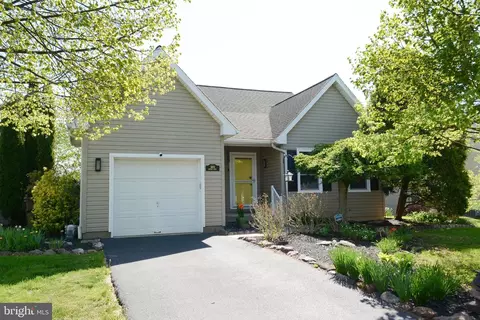 1401 Beverly Dr, Quakertown, PA 18951