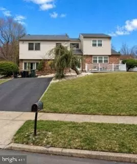 160 Toll Dr, Southampton, PA 18966