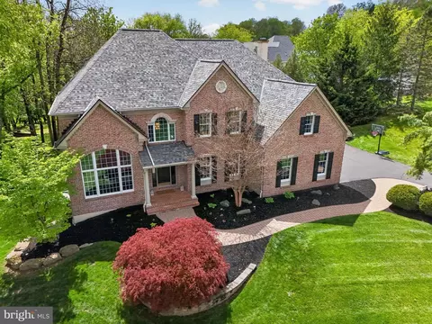 1860 Powderhorn Ct, Feasterville Trevose, PA 19053