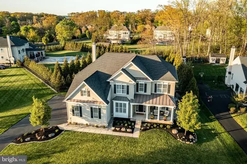 115 Chestnut Ln, Sellersville, PA 18960