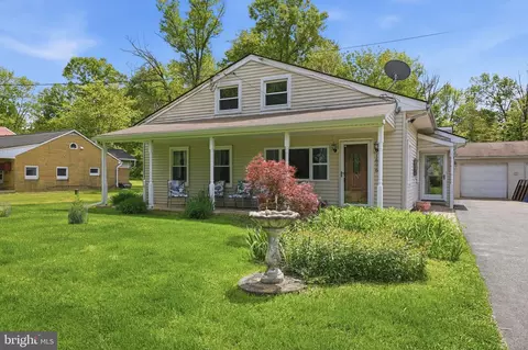 1696 Chestnut Ridge Rd, Upper Black Eddy, PA 18972