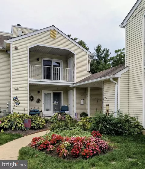 704 Steamboat Sta, Southampton, PA 18966