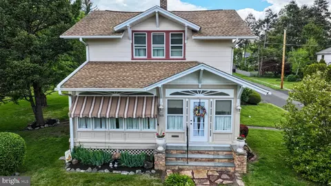 505 Walnut Ave #E, Bensalem, PA 19020