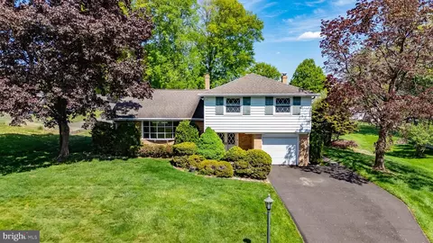 180 E Rambler Dr, Southampton, PA 18966