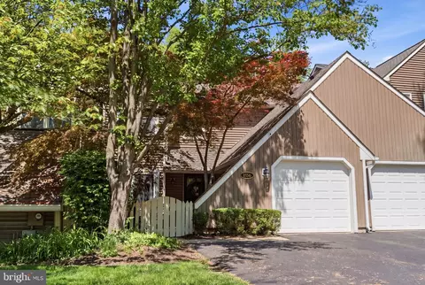 1586 Bud Ln, Yardley, PA 19067