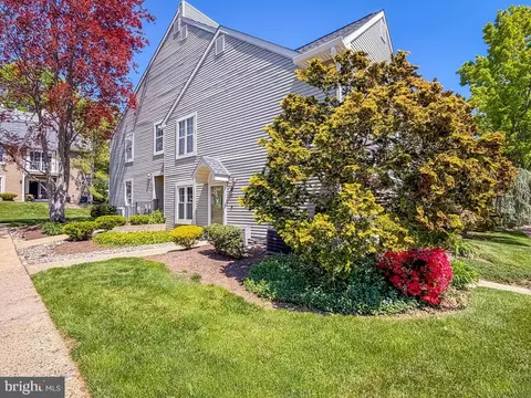 601 Society Pl, Newtown, PA 18940