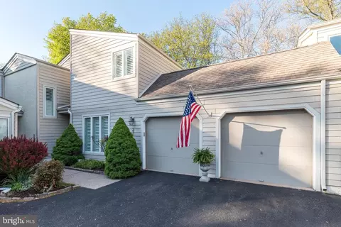 231 Hastings Ct, Doylestown, PA 18901