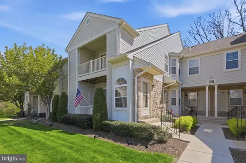 702 Eaton Ct, Quakertown, PA 18951