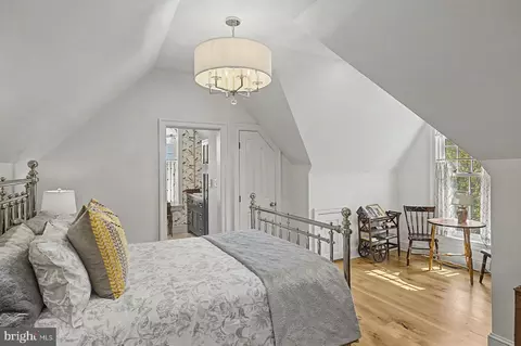 Bedroom - 261 Maple Ave, Doylestown, PA 18901 photo 6 of 6