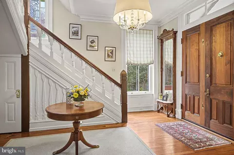 Entry Way - 261 Maple Ave, Doylestown, PA 18901 photo 2 of 7