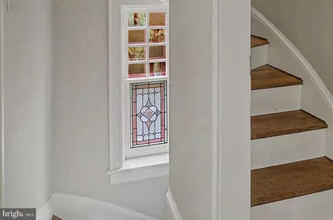 Entry Way - 261 Maple Ave, Doylestown, PA 18901 photo 7 of 7