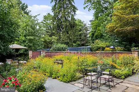 Exterior - 261 Maple Ave, Doylestown, PA 18901 photo 15 of 17
